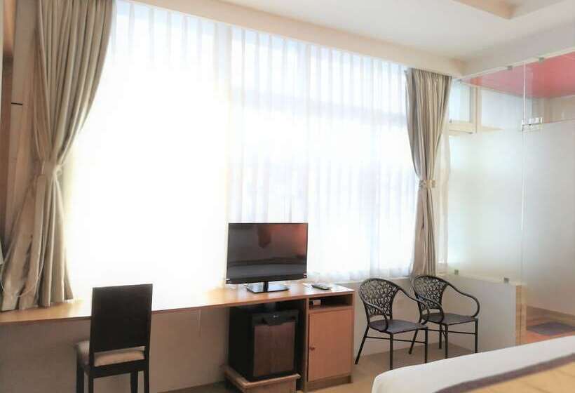 اتاق استاندارد, Yama Hotel & Rooftop Bar