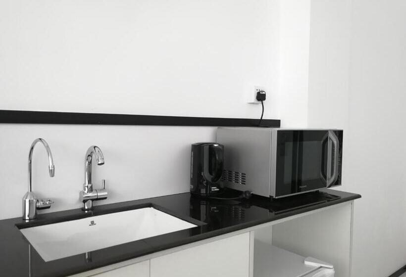 اتاق لوکس, Yama Hotel & Rooftop Bar