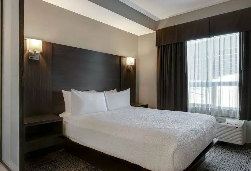 Juniorsviitti, Days Inn & Suites By Wyndham Warman