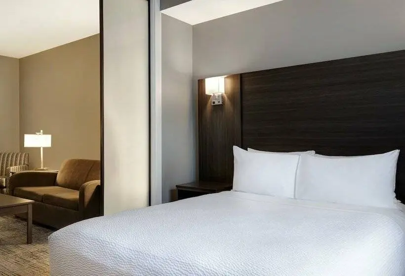 Juniorsviitti, Days Inn & Suites By Wyndham Warman