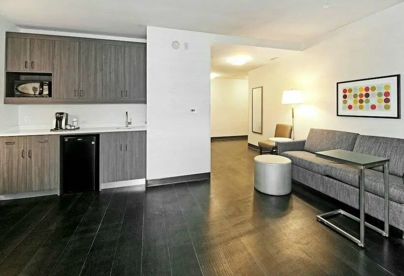 スイート, Holiday Inn Hotel & Suites   Calgary Airport North, An Ihg