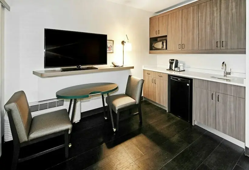 スイート, Holiday Inn Hotel & Suites   Calgary Airport North, An Ihg