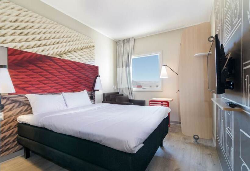Номер Стандарт, Ibis Iquique