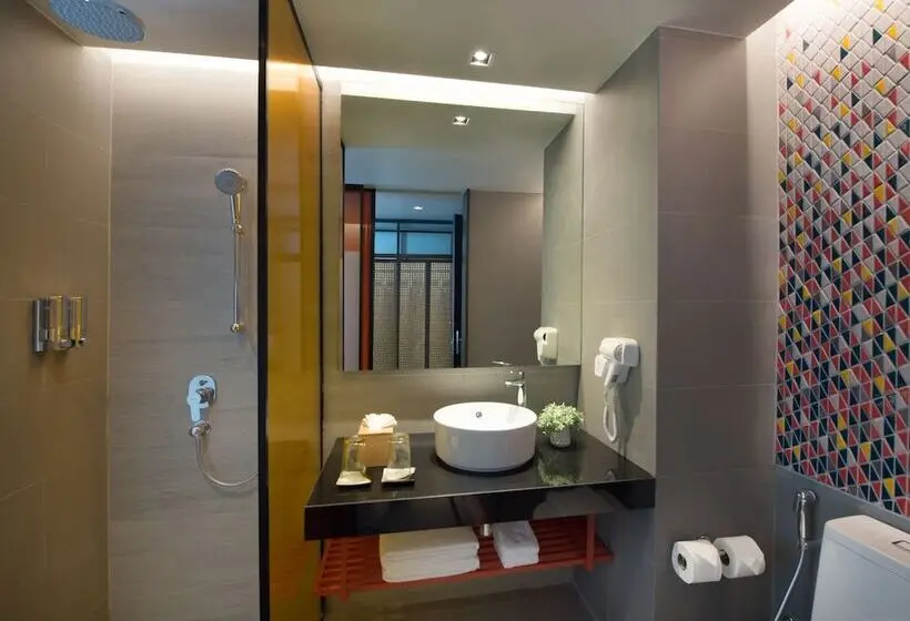 Family Connecting Room