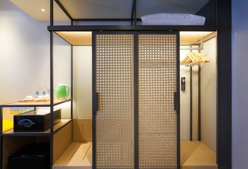 اتاق خانوادگی تودرتو, Ibis Styles Bangkok Sukhumvit Phra Khanong