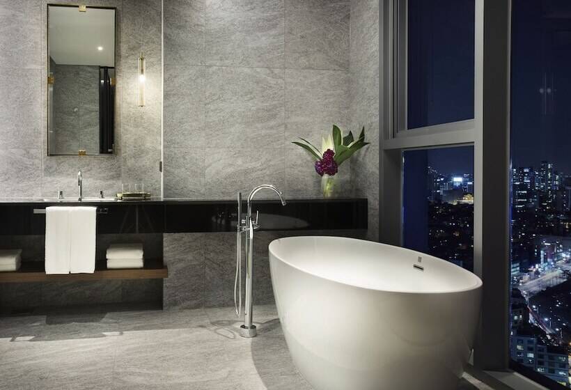 استودیوی استاندارد, L7 Gangnam By Lotte