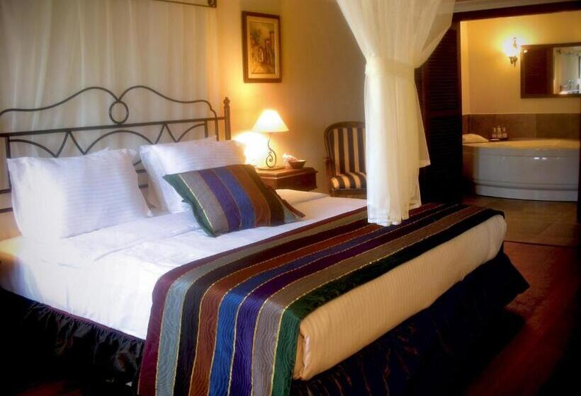 Deluxe Suite, Maris Butik