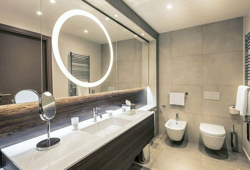 اتاق استاندارد با 2 تخت دوبل, Mercure Almaty City Center