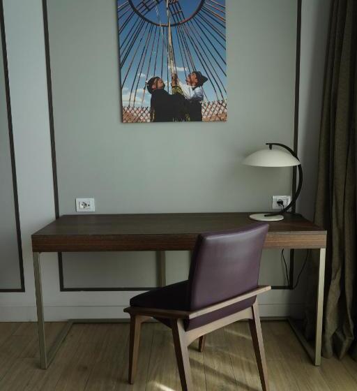 سوییت سوپریور, Mercure Almaty City Center