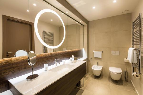 اتاق استاندارد با 2 تخت دوبل, Mercure Almaty City Center