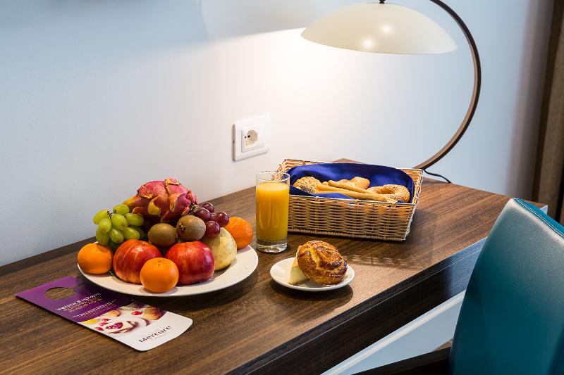 سوییت سوپریور, Mercure Almaty City Center