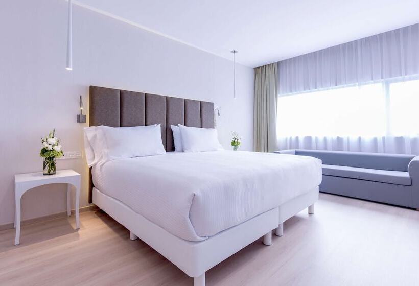 ファミリールーム, NH Puebla Finsa