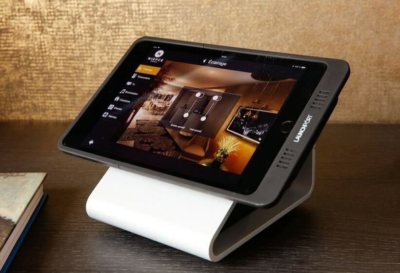 חדר סטנדרט, Niepce Paris Hotel, Curio Collection By Hilton