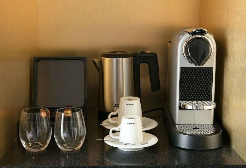 חדר סטנדרט, Niepce Paris Hotel, Curio Collection By Hilton