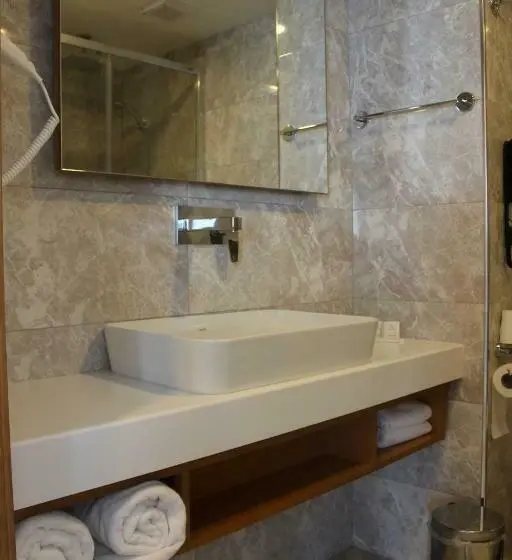 Triple Room Sea View, Ramada By Wyndham Giresun Piraziz