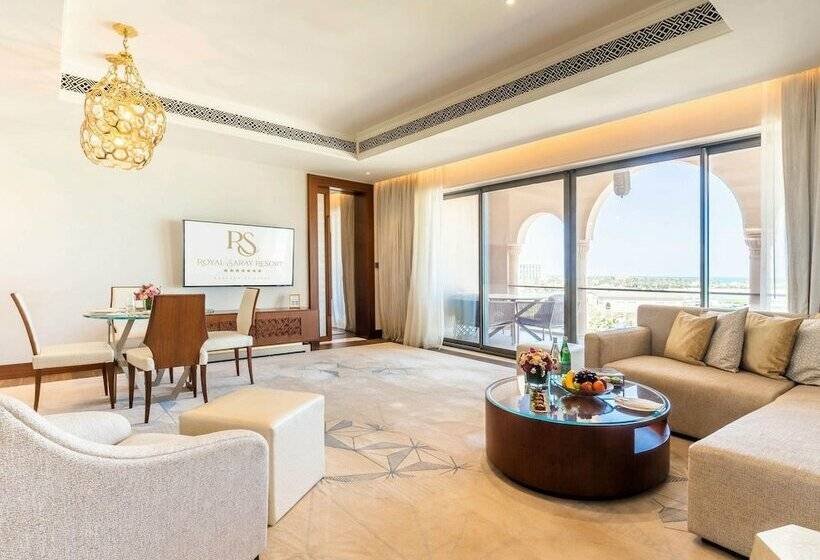 سوئیت رویال, Royal Saray Resort