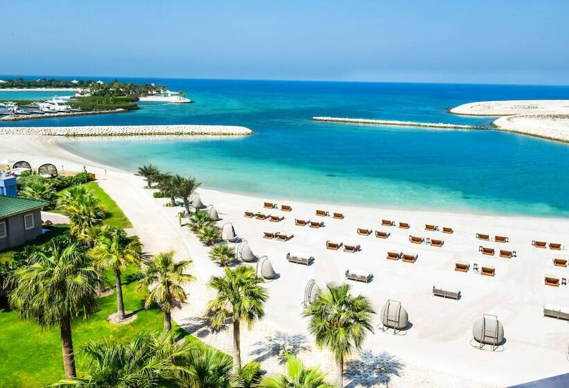 سوئیت رویال, Royal Saray Resort