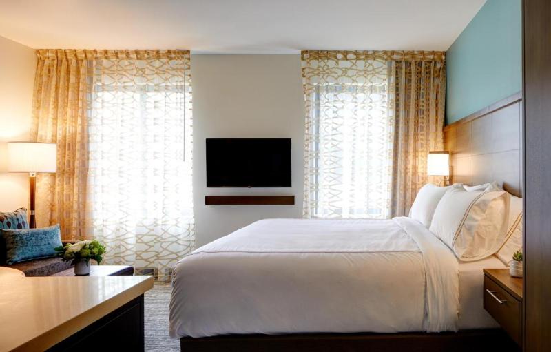 带大床的套房, Staybridge Suites Seattle   South Lake Union, An Ihg