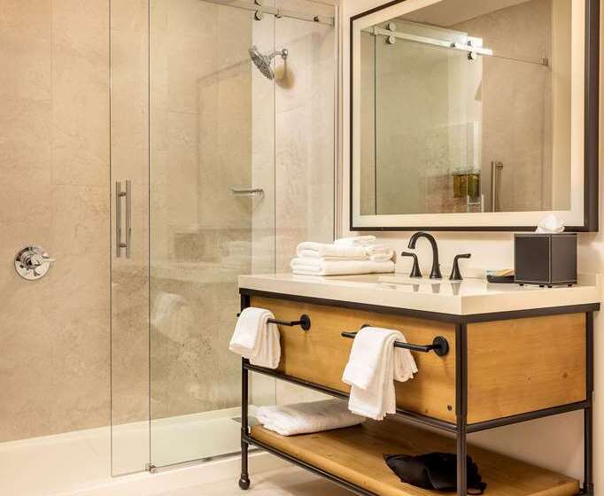 اتاق استاندارد با تخت بزرگ, The Porter Portland, Curio Collection By Hilton