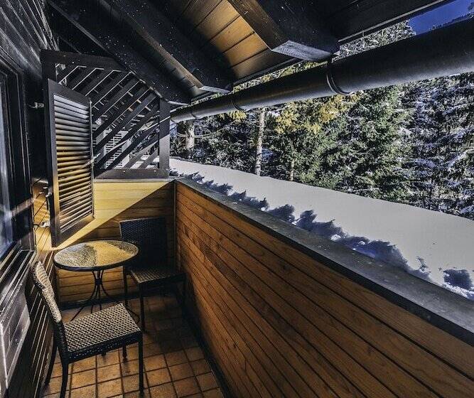 اتاق خانوادگی, Vila Triglav