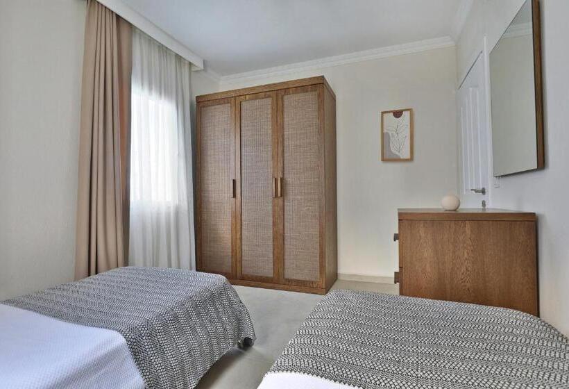 דירת חדר בקומת קרקע, Lavinya Otel