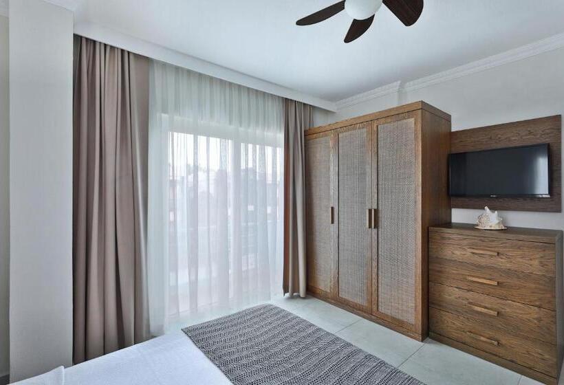 דירה בת חדר שינה 1 עם מרפסת, Lavinya Otel