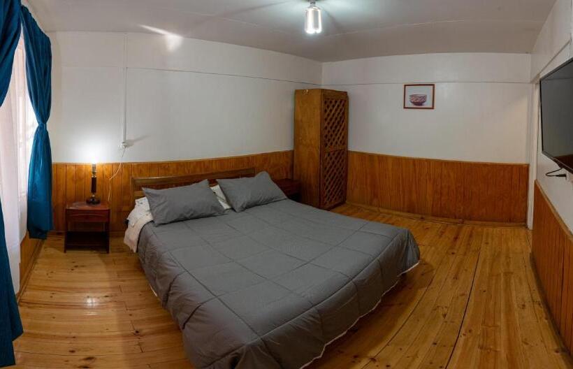Номер Стандарт, Hostal Michel