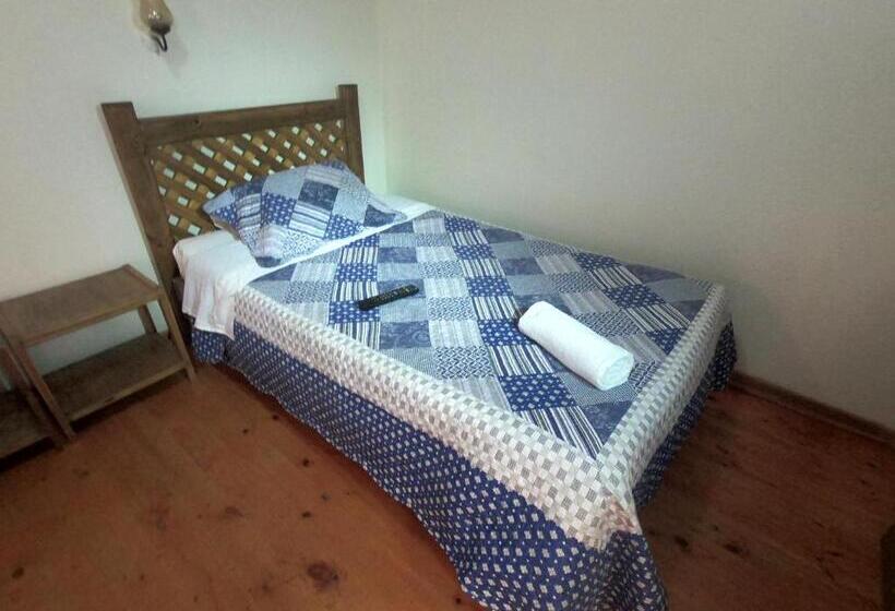 Номер Стандарт Индивидуальный, Hostal Michel
