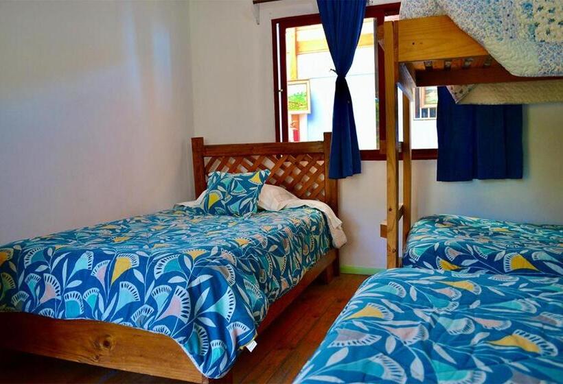 غرفة قياسية رباعية, Hostal Michel