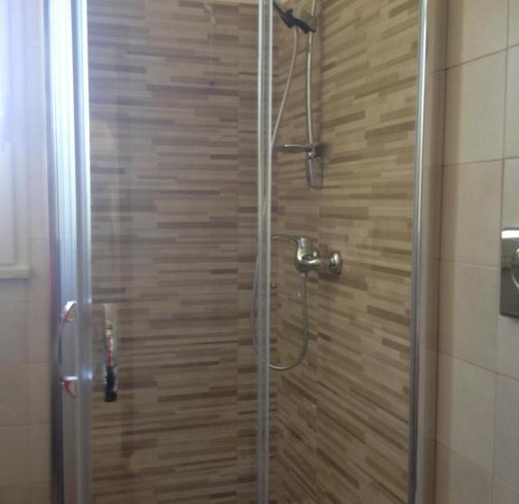 コンフォートルーム, B&b Villa Striari