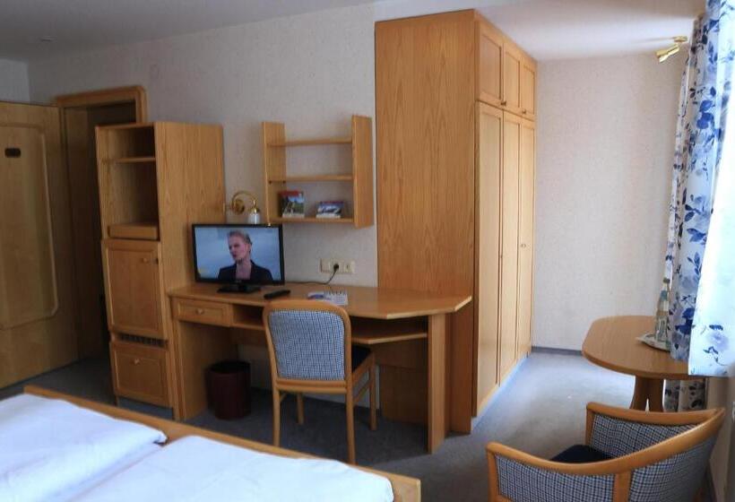 Classic room with balcony, Bellevue