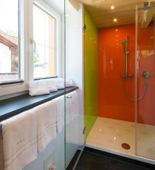 جناح جونيور مطل على الجبل, Bellevue