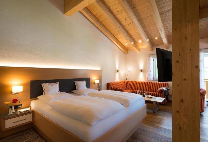 جناح جونيور مطل على الجبل, Bellevue