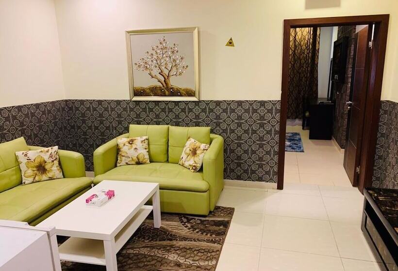 Executive Suite, Mira Suites Albasateen