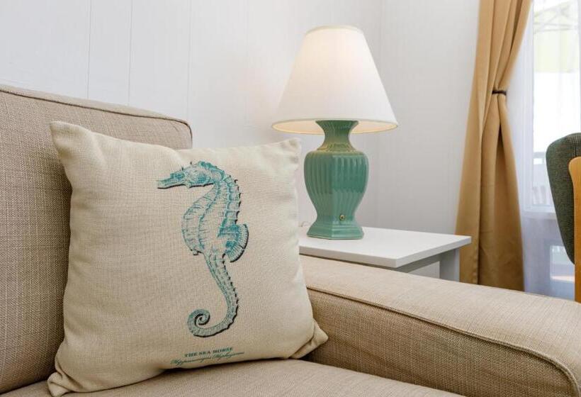 标准工作室, Ocean Resort Inn