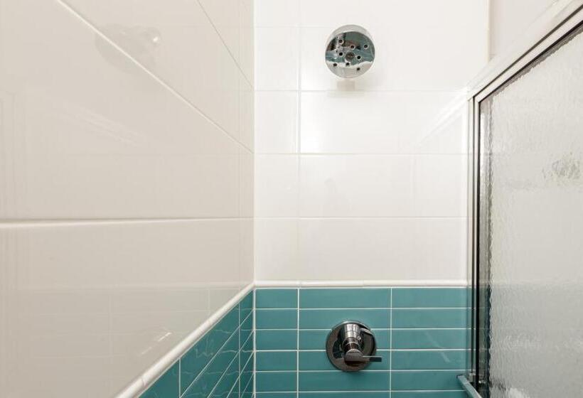 标准间, Ocean Resort Inn