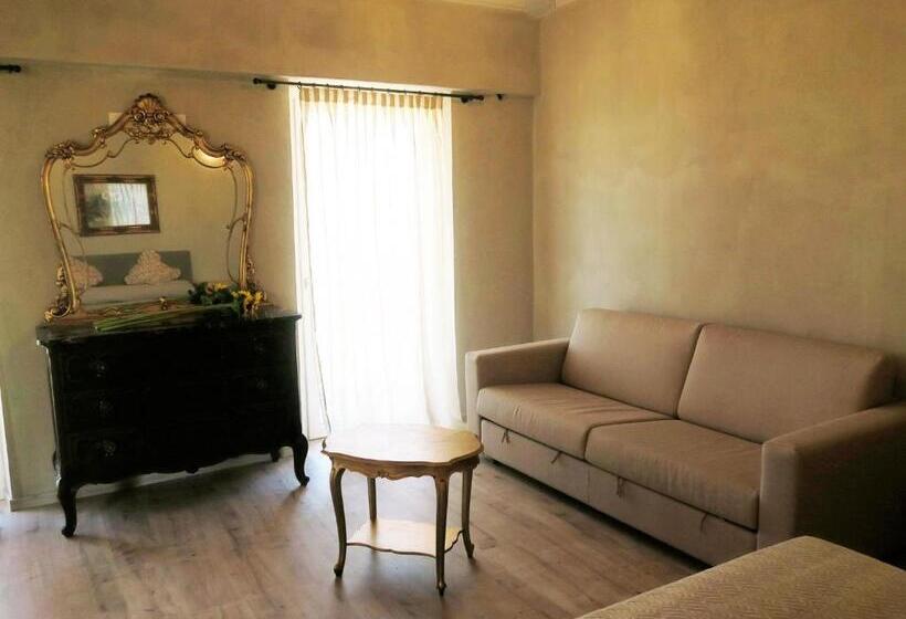 带阳台的豪华间, Ca Tupin