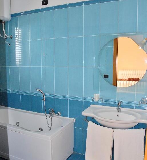 غرفة قياسية مزوَّدة بشُرفة, Costa Blu