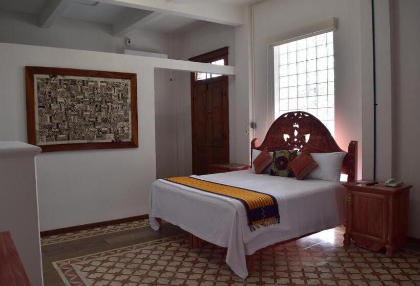 Полулюкс, Casa Meba Hotel Boutique