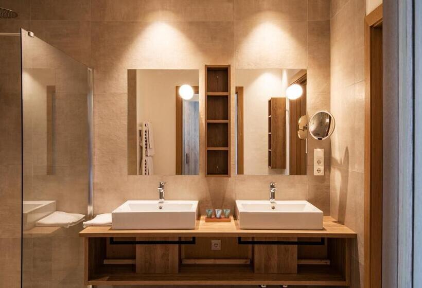 豪华套房, Plattenhof