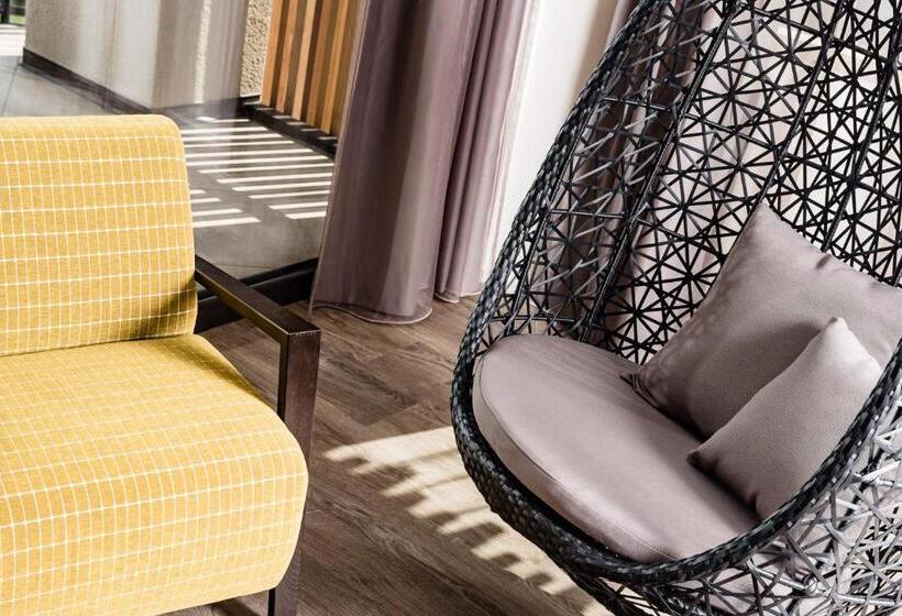 高级套房, Plattenhof