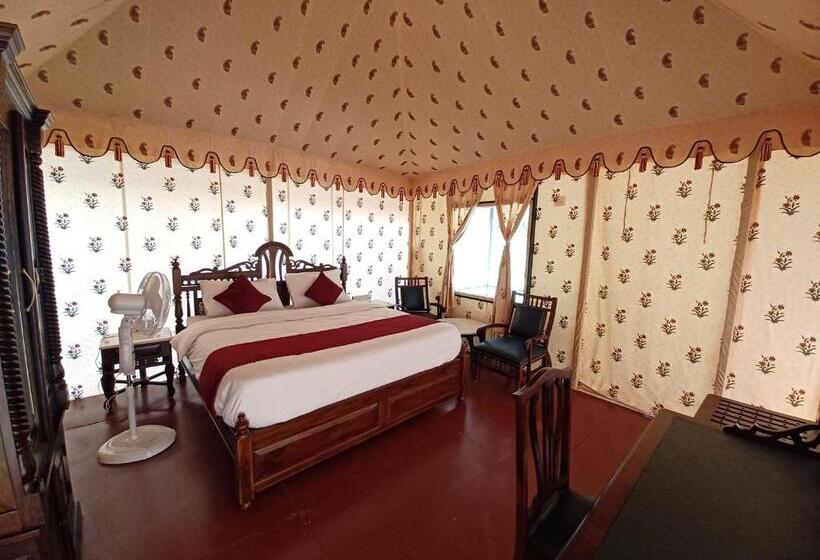 چادر با خدمات رفاهی استاندارد, Green Haveli   A Heritage And Hill View Hotel , Pushkar