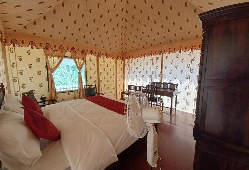 چادر با خدمات رفاهی استاندارد, Green Haveli   A Heritage And Hill View Hotel , Pushkar