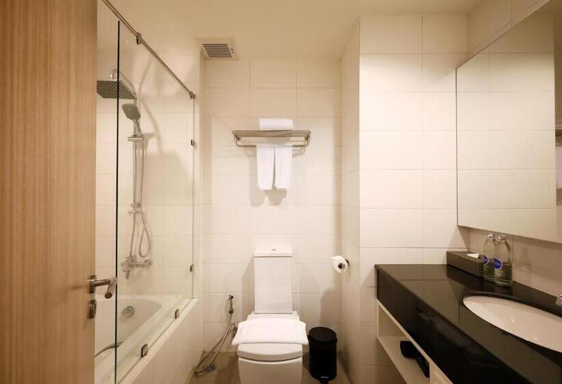 غرفة ديلوكس مطلة على الجبل, The Kaset