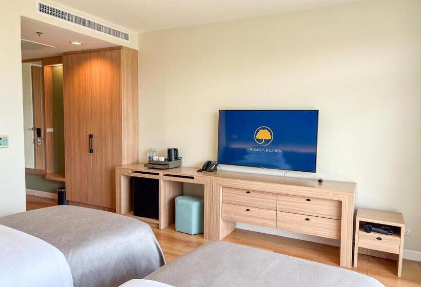 غرفة ديلوكس مطلة على الجبل, The Kaset