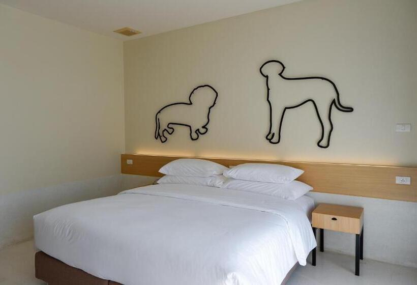 غرفة ديلوكس مطلة على البحيرة, The Kaset