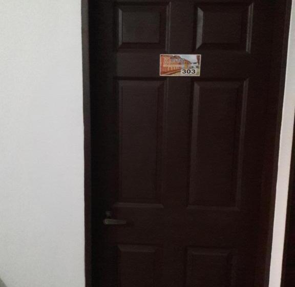 تختخواب در اتاق مشترک, Hostal Balcones De La Piedra