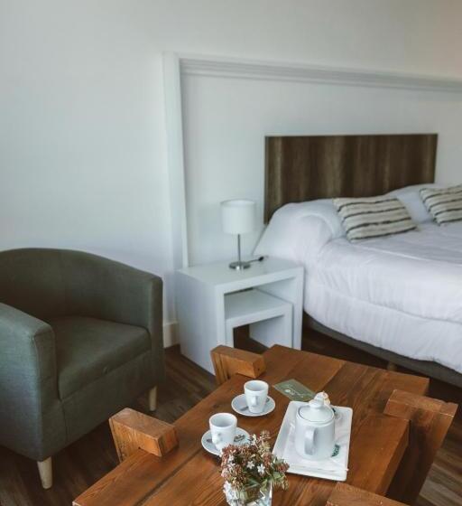 חדר סטנדרט לשלושה, Posta Natural