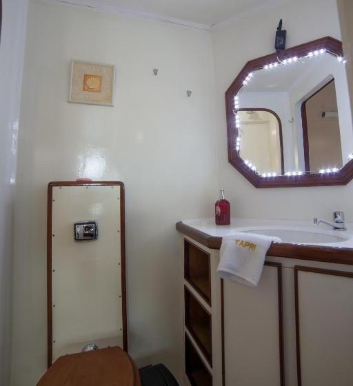 标准间, Tapri   Hotel Flutuante