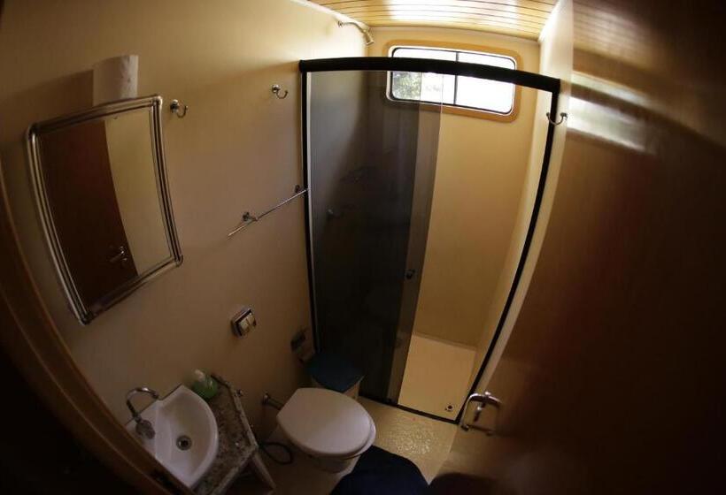 四人标准间, Tapri   Hotel Flutuante